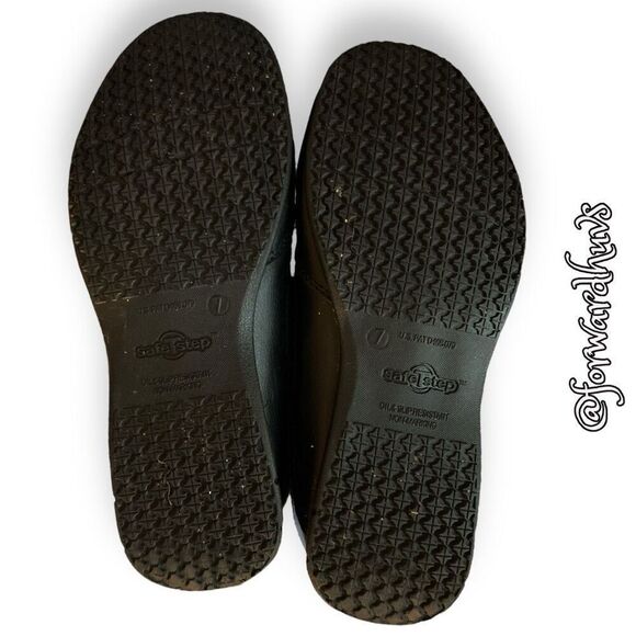 Safe-T-Step Oil & Slip Resistant Work Shoes Size 7 - Picture 6 of 11